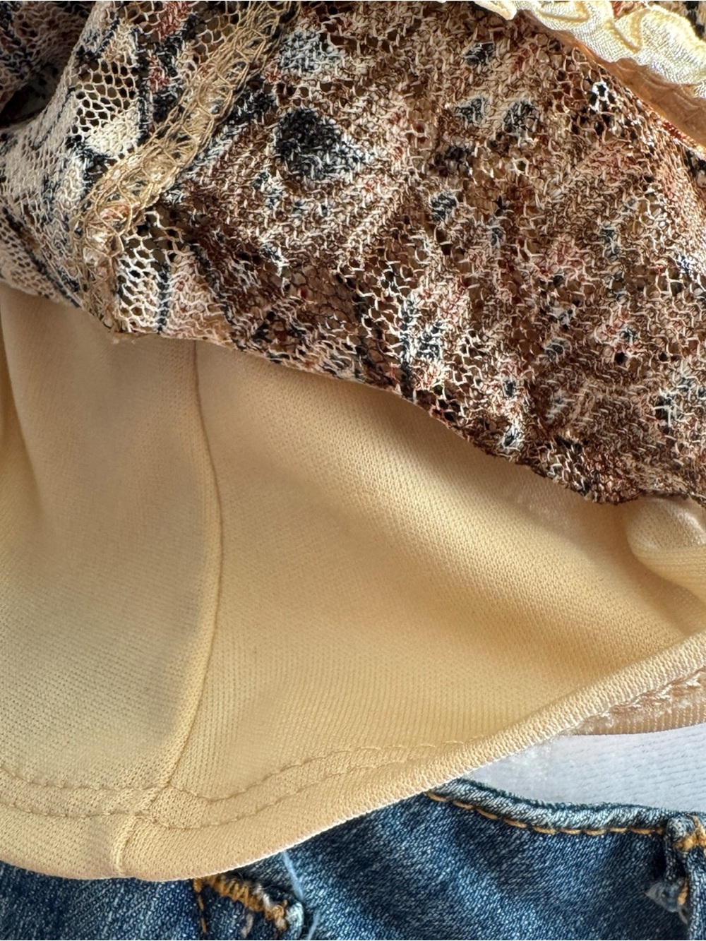 Brown Paisley Lace-Trim Sleeveless Top - Women - Picture 4 of 6